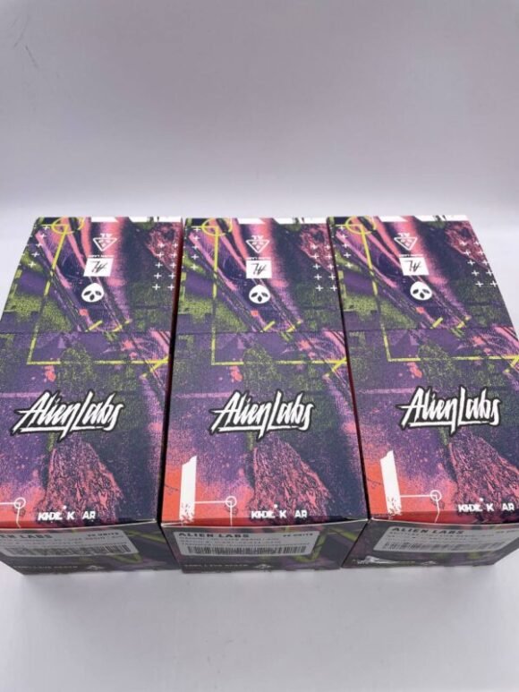 Buy Alien Labs 1G 100% Live Resin Disposable Vape | Pure Flavor & Potency - Image 3